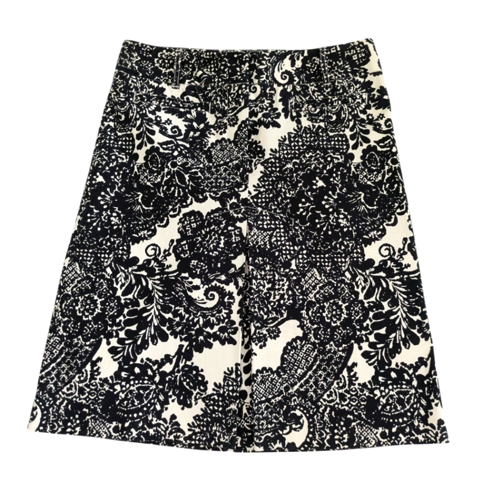 Talbots pleated black and white‎ skirt Stretch Size 4